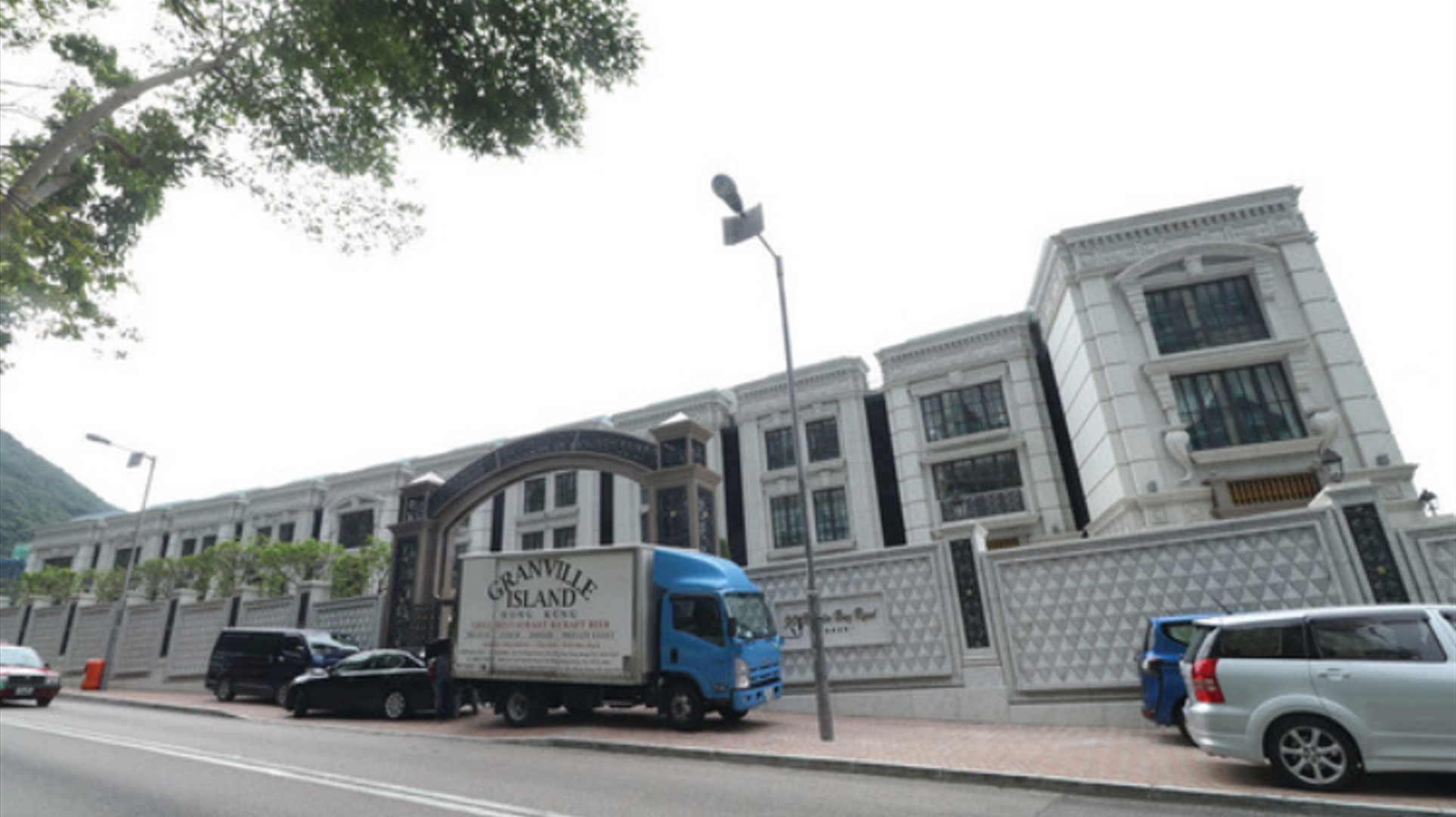 淺水灣道90號 90 Repulse bay Road 淺水灣道90號 90 Repulse bay Road